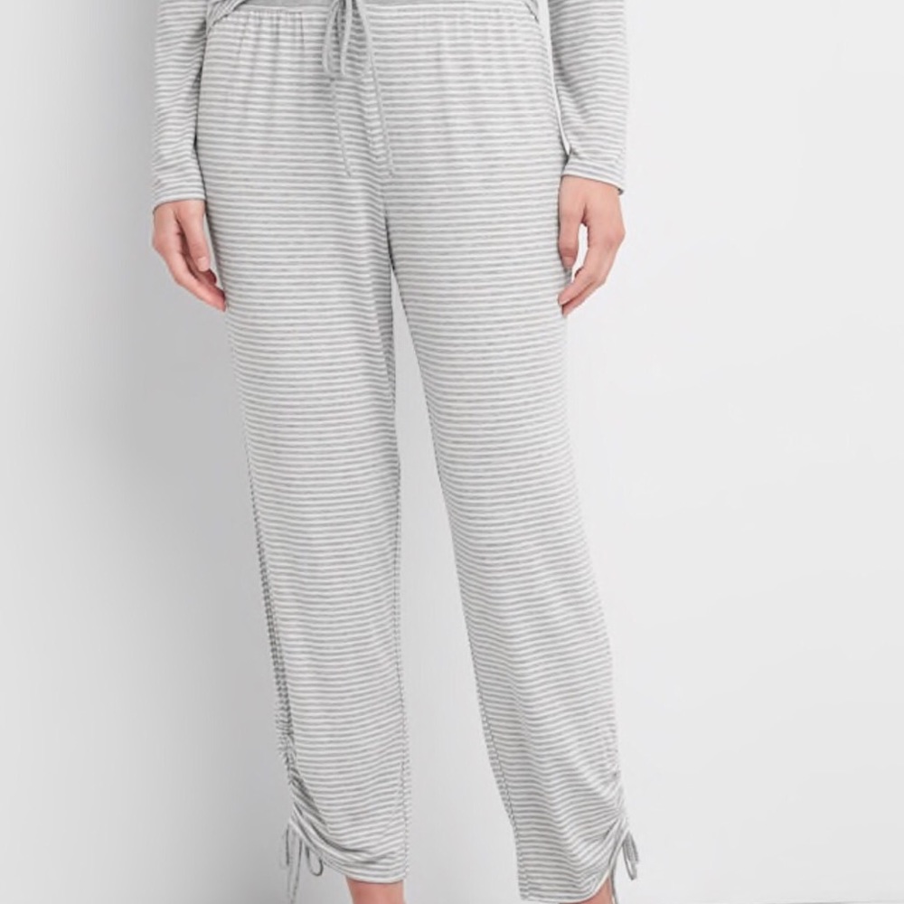 Gap ankle joggers
